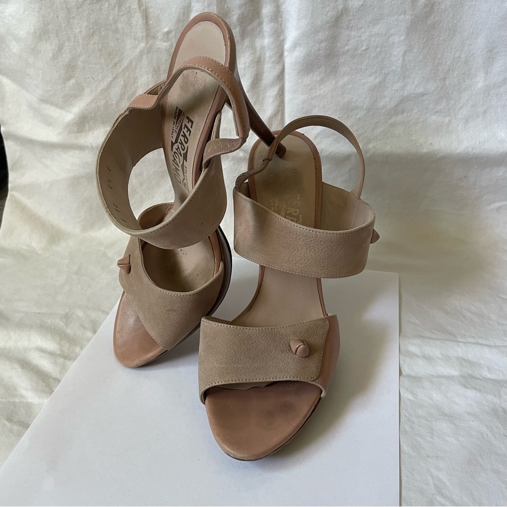 Salvatore Ferragamo Slingback Heels